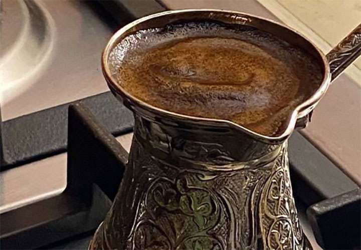 قهوه و سلامت: آیا نوشیدن قهوه برای شما مفید است؟